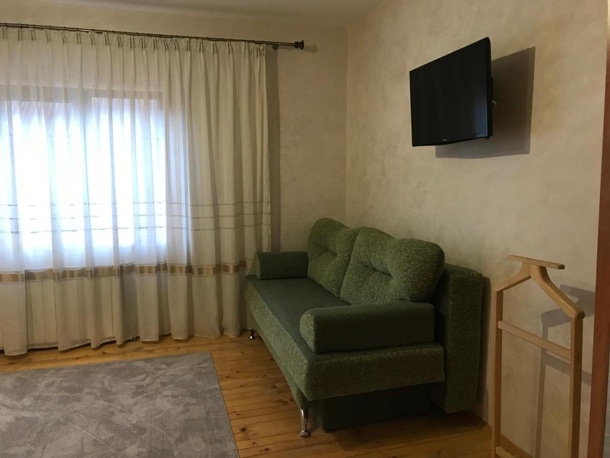Bozhena Hotell Mykuljtsjin Eksteriør bilde